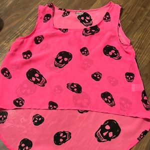 Ali&kris pink and black skull crop top size small